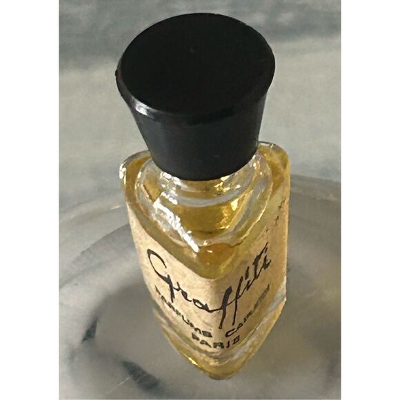 Capucci Other - Roberto Capucci Graffiti Miniature Perfume